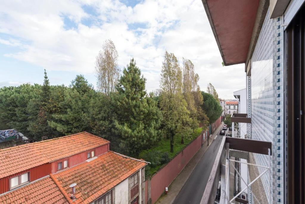 Апартаменты Guestready - Memories House - Art Quartier Порту Экстерьер фото